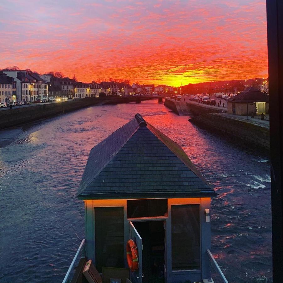 Une Nuit Sur Le Pont 1 Landerneau Exterior foto